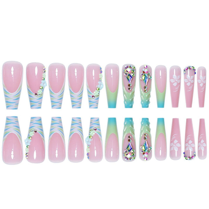 Glamorous 3D Floral Press-On Nail Extensions Bowlift