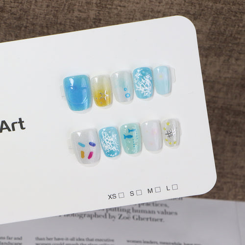 Coastal-Inspired Press-On Nail Art Kit Bowlift