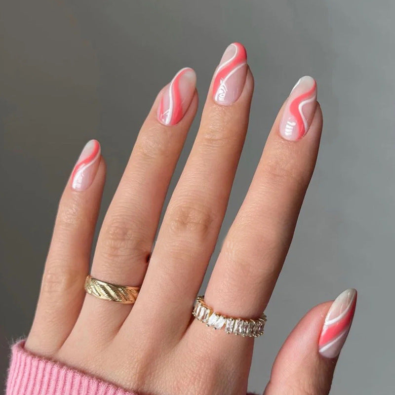Artful nail extensions with an elegant leaf pattern Bowlift