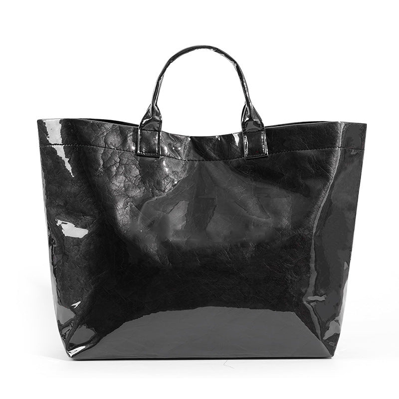 Stylish and Shiny Shopping Bag Bowlift