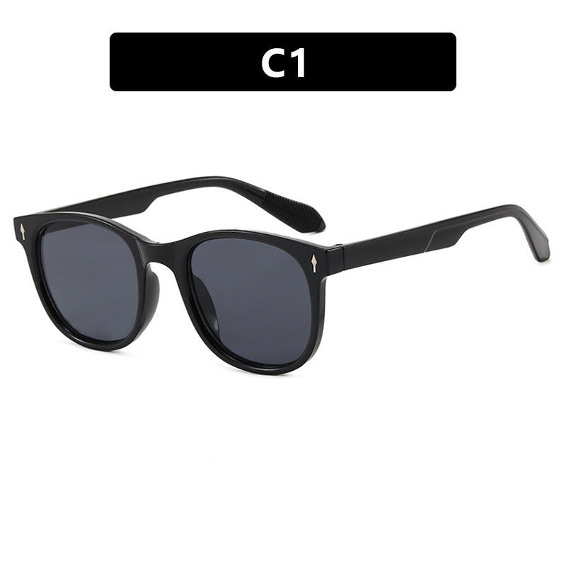 Women's stylish sunglasses with ergonomic frame and protective UV filter Bowlift