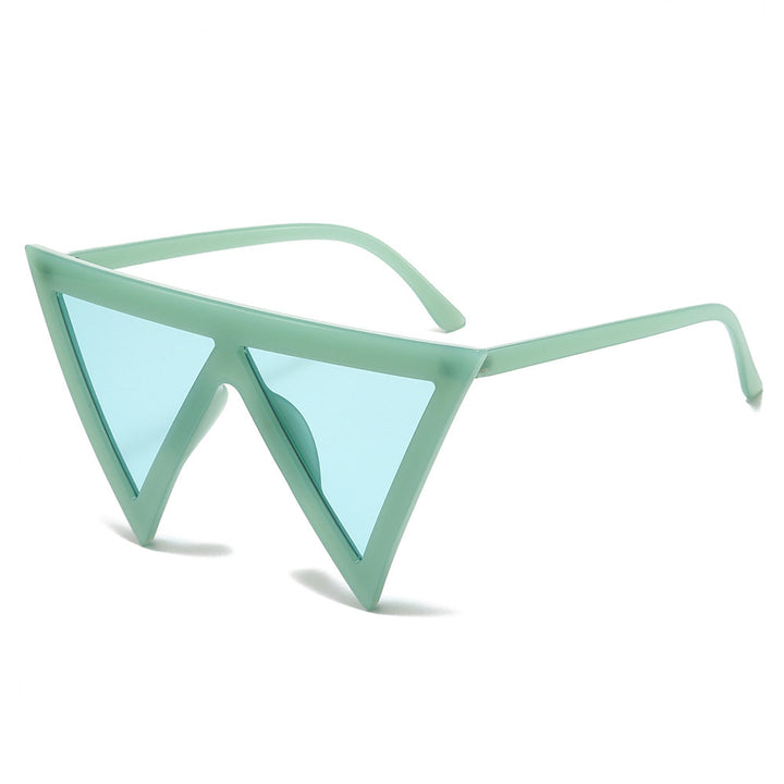 Bold Triangular Frame Sunglasses Bowlift