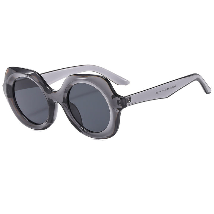 Women oversized sunglasses with stylish, curved frame Bowlift
