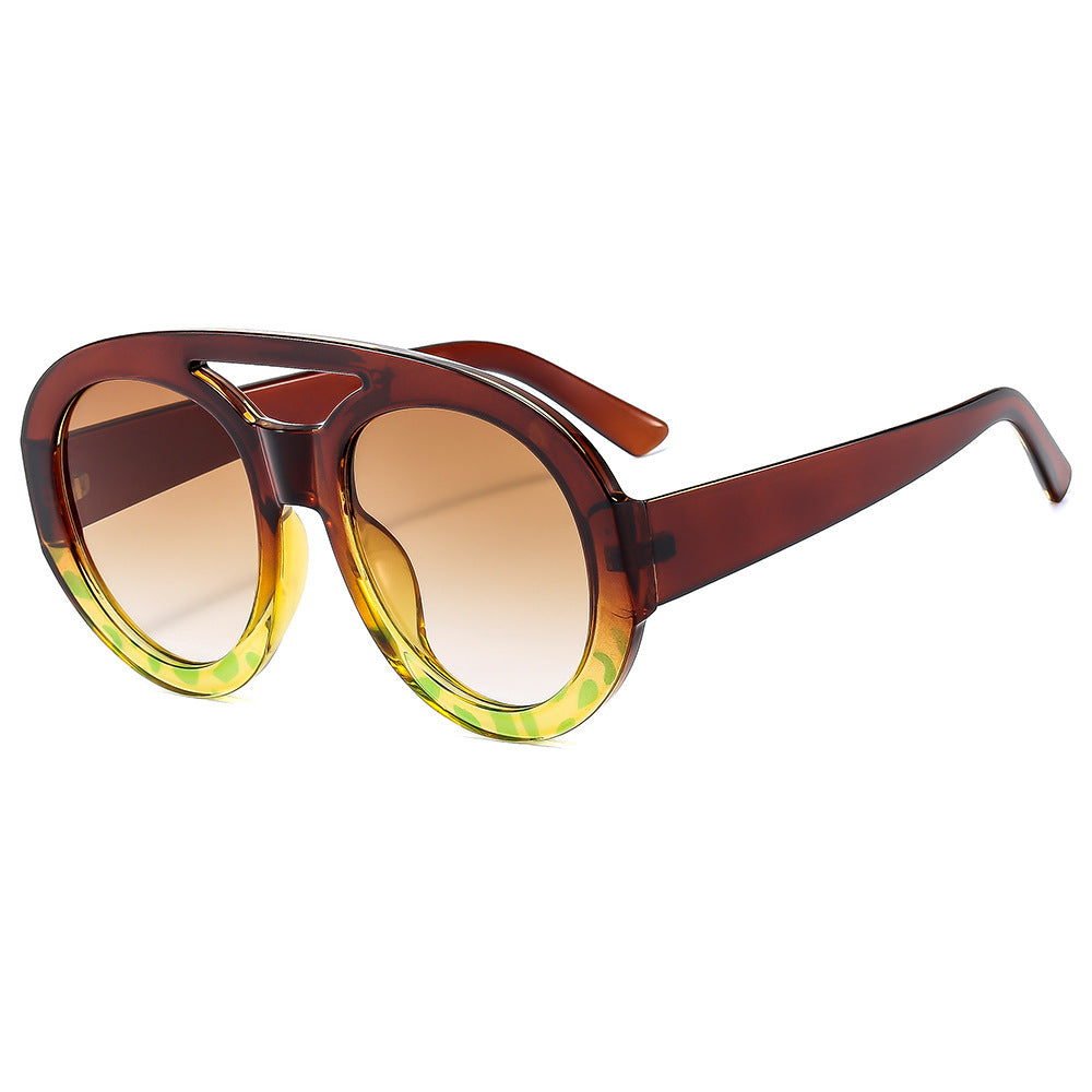 Women's Fashion Sunglasses in Futuristic Oversized Design Bowlift