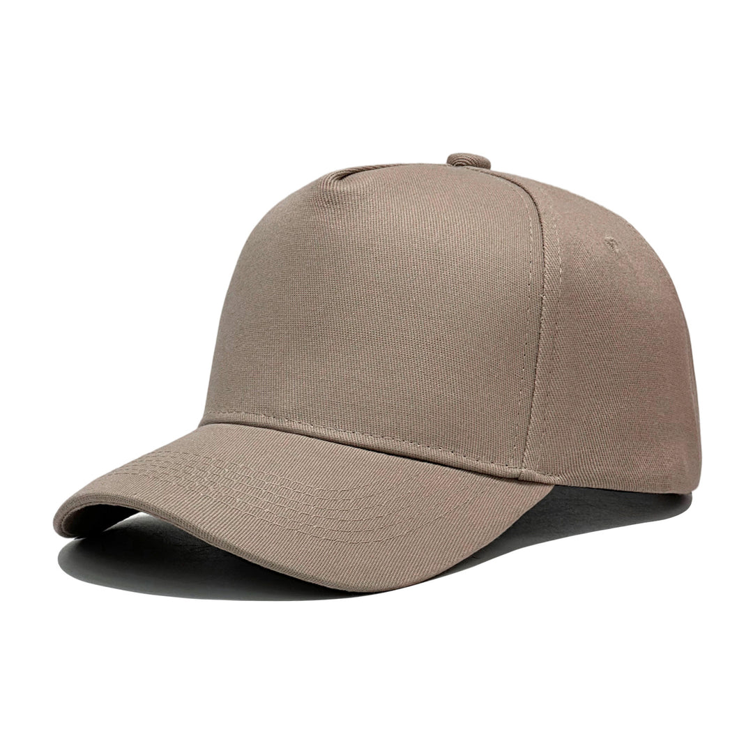 Women’s sporty cap made of breathable material Bowlift