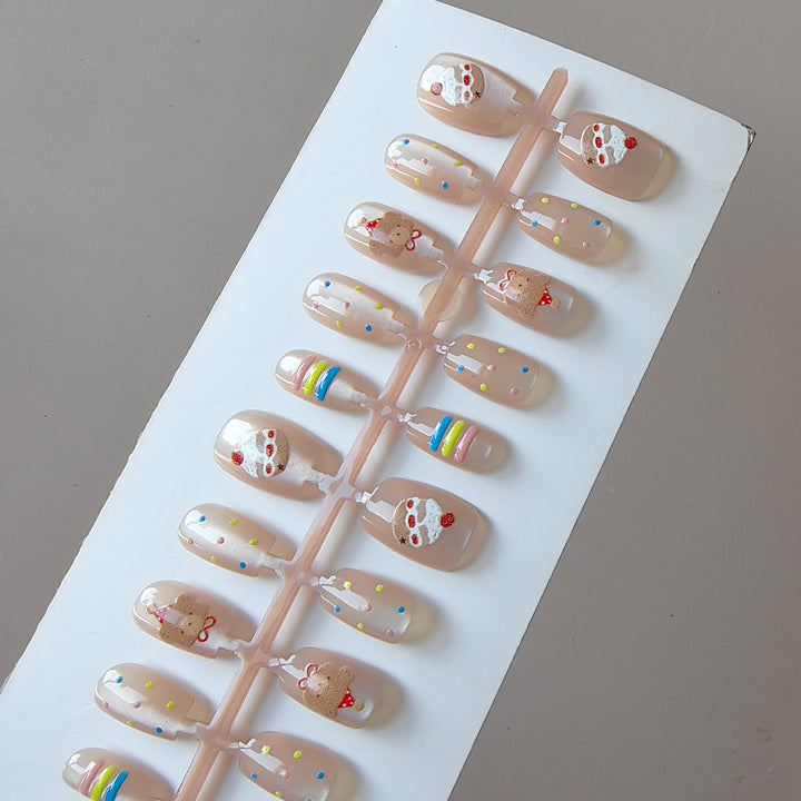 Creative Art Nail Design with Colorful Animal Design Bowlift