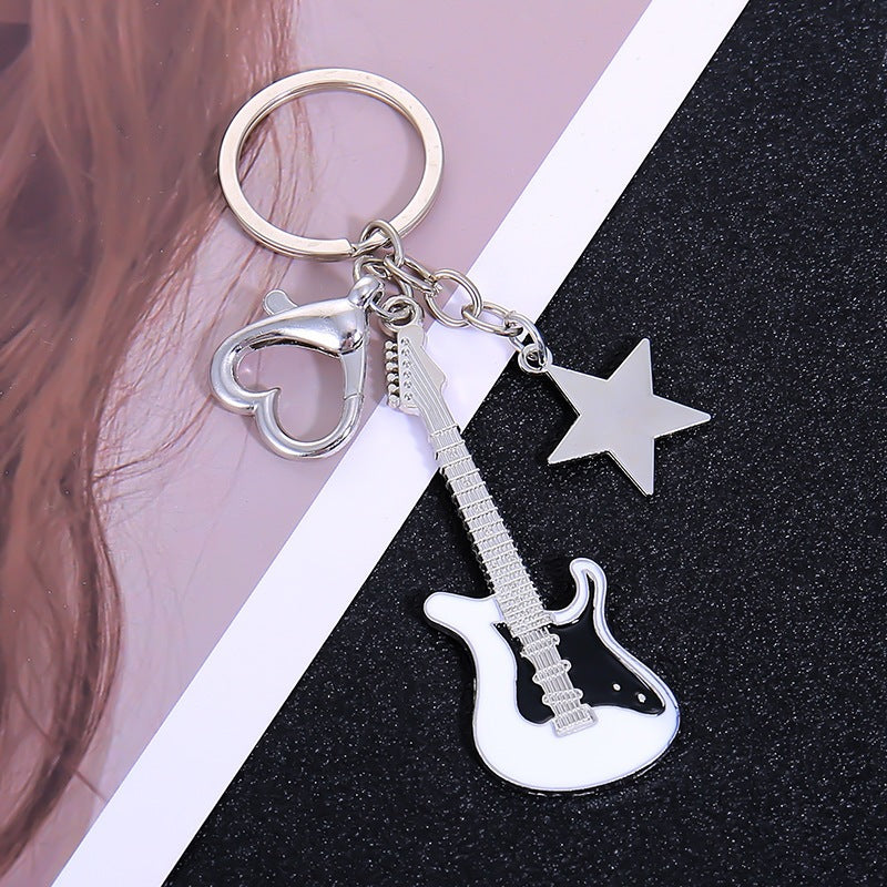 Keychain with guitar design Bowlift