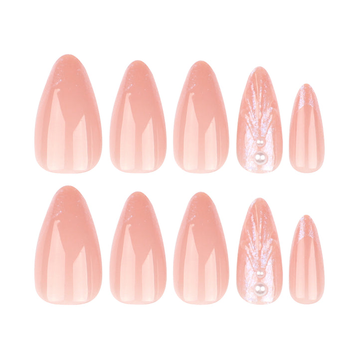 Artificial nail art with curved design Bowlift