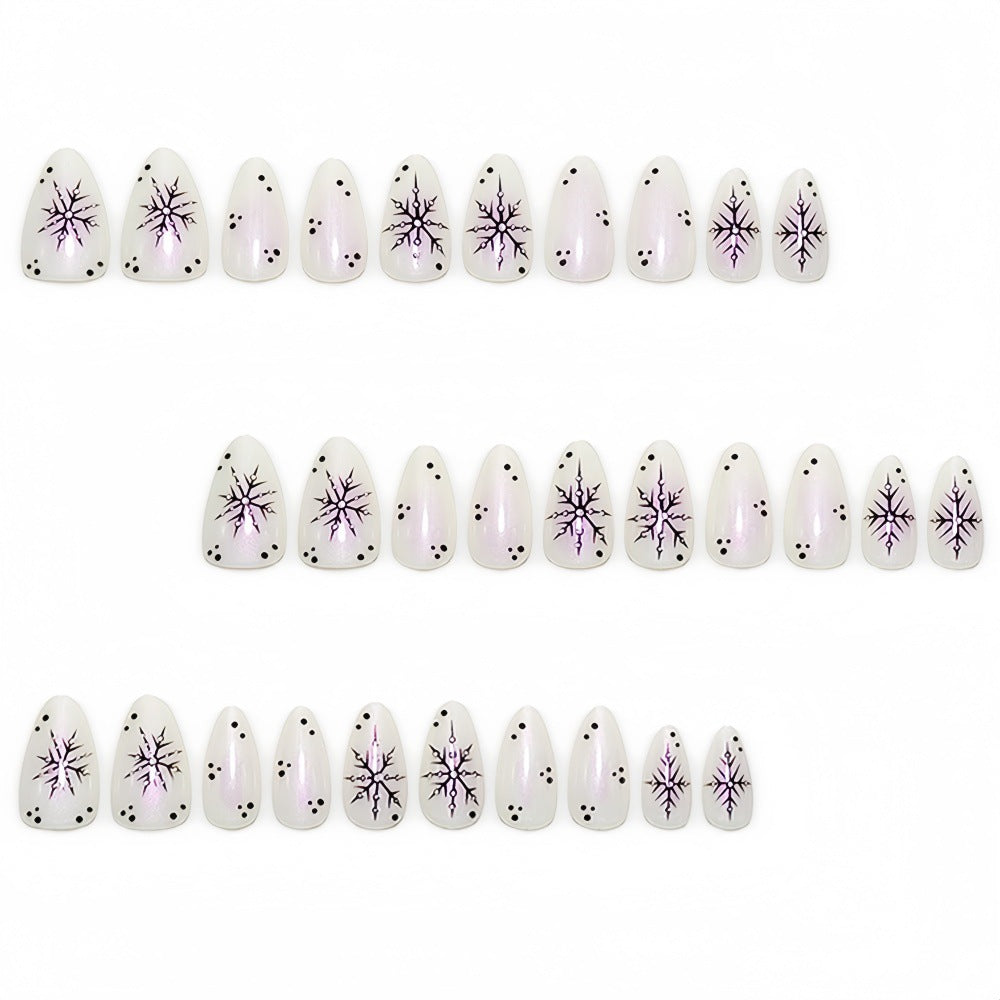 Creative Art Nails with Elegant Snowflake Design Bowlift