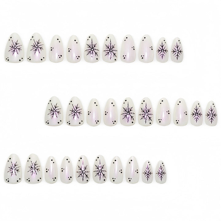 Creative Art Nails with Elegant Snowflake Design Bowlift