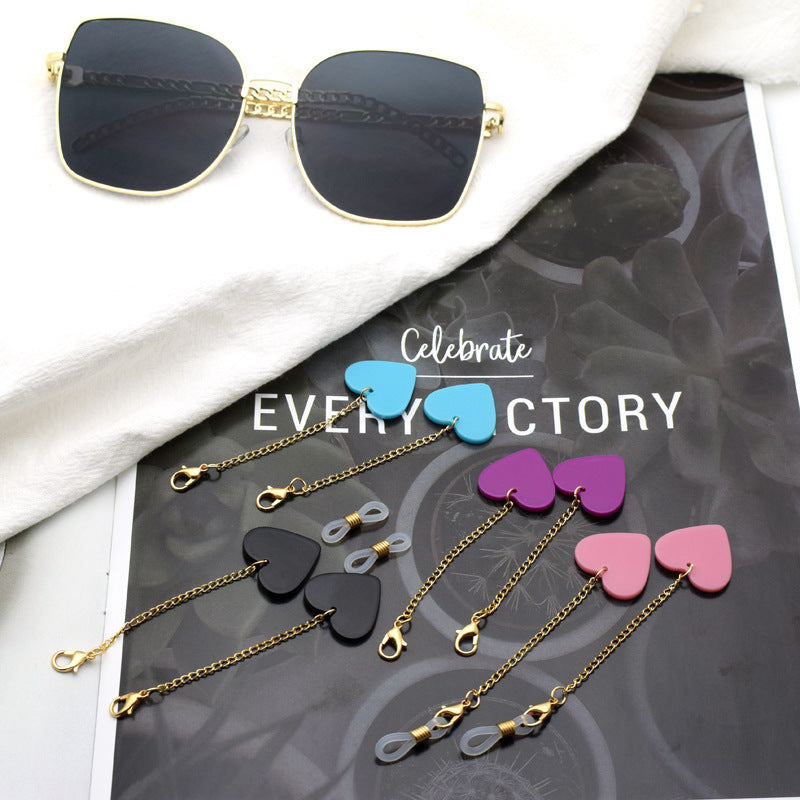 Heart-Shaped Decorative Eyewear Chain Bowlift
