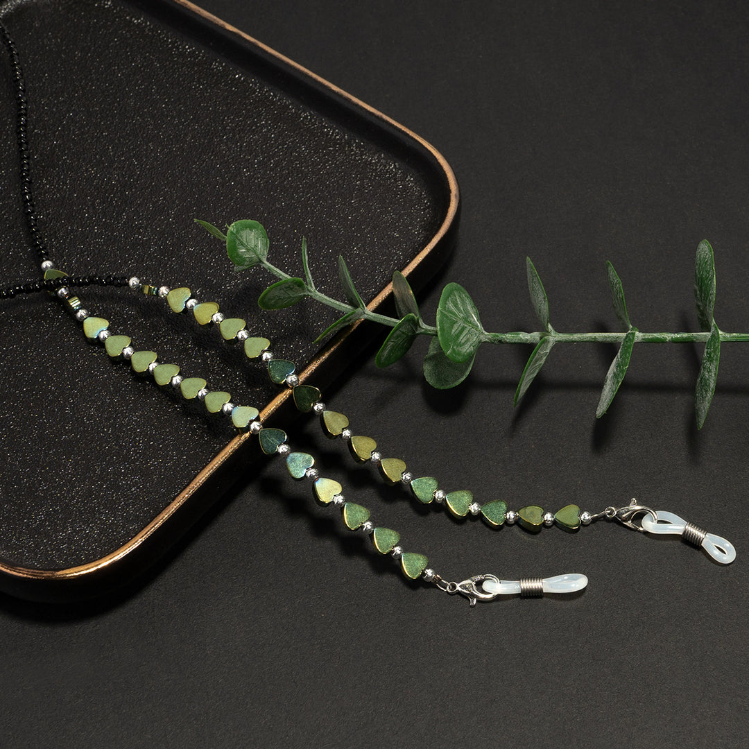 Heart-Shaped Beaded Eyewear Chain Bowlift