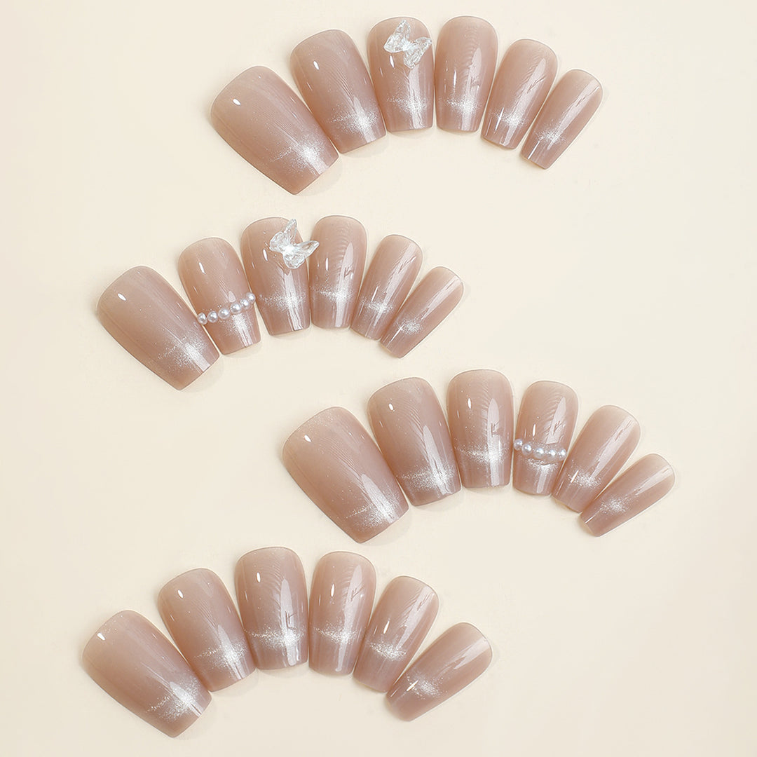 Acrylic nail set with elegant rhinestone decorations Bowlift