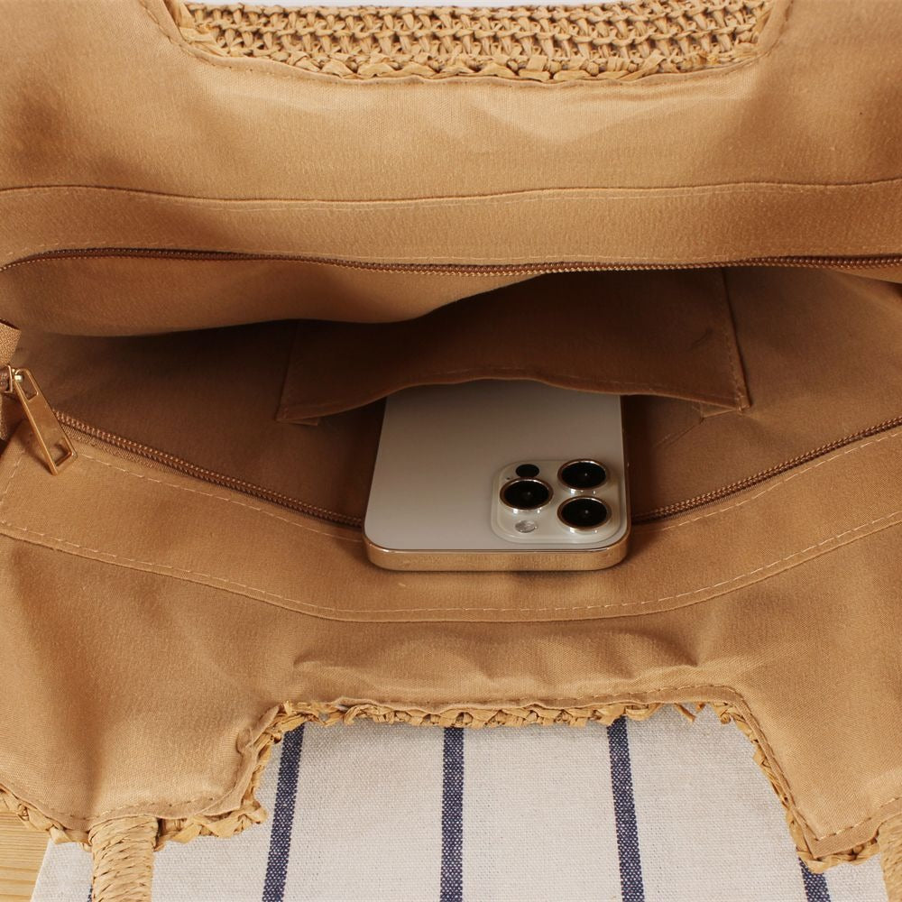 Fashionable and Hand-Knotted Shopping Bag Bowlift