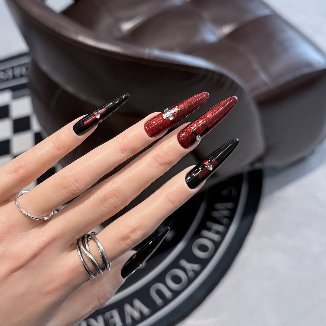 Glamorous Stiletto Press-On Nail Set Bowlift
