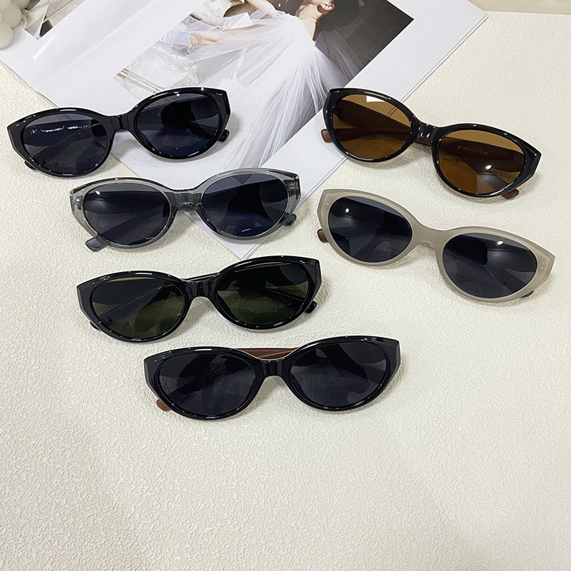 Fashionable Cat-Eye Sunglasses for Stylish Outfits Bowlift