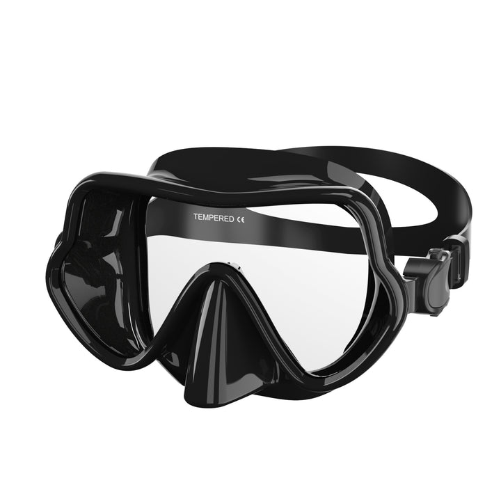 Diving mask with comprehensive field of vision and comfortable silicone border Bowlift