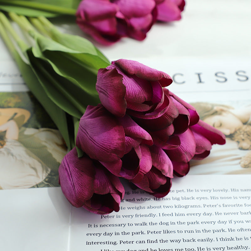 Realistic Decorative Tulip Bouquet