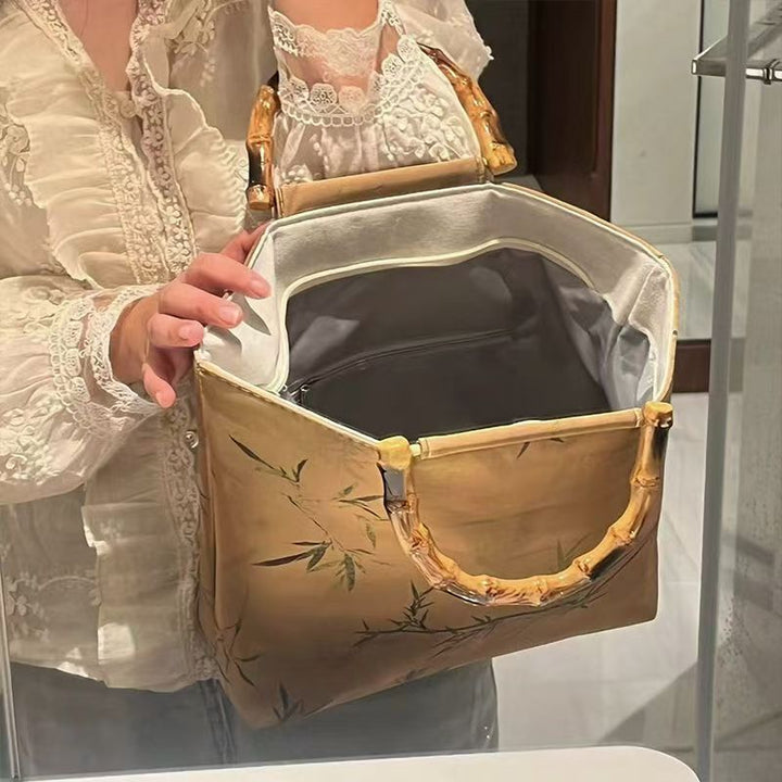 Elegant bag with bamboo handles Bowlift