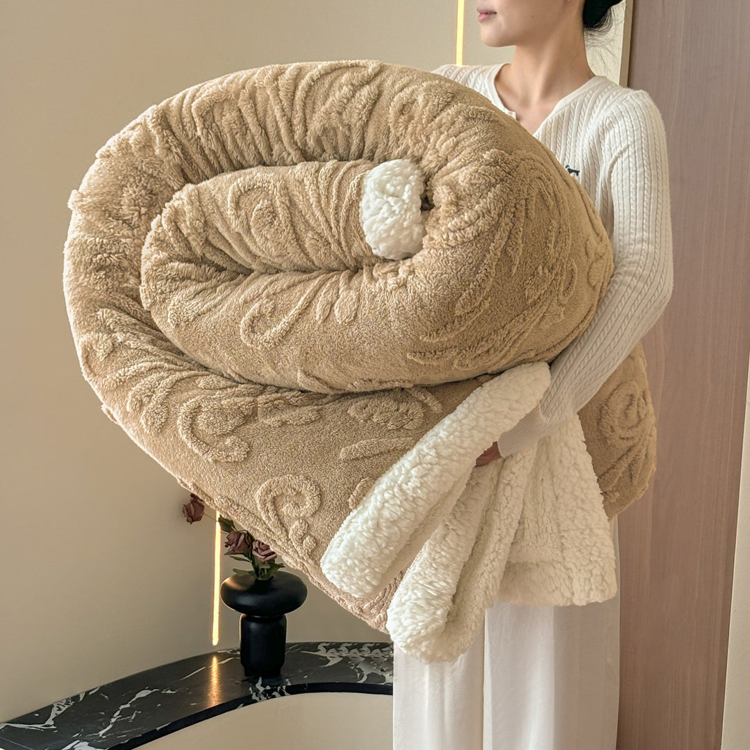 Plush Throw Blanket Bowlift
