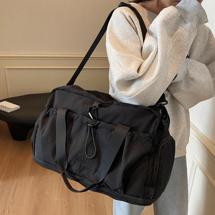 Lightweight Functional Travel Duffle Bowlift