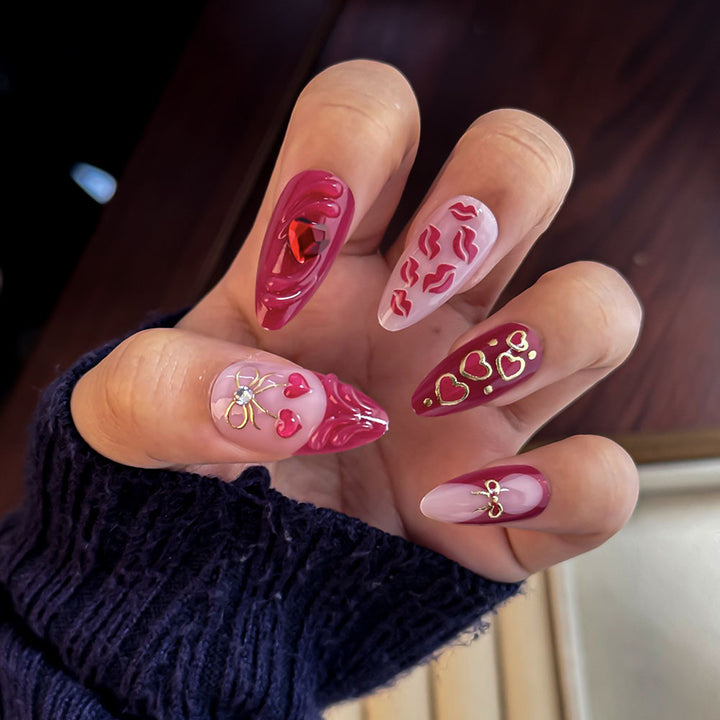 Romantic Heart-Themed Press-On Nail Set Bowlift