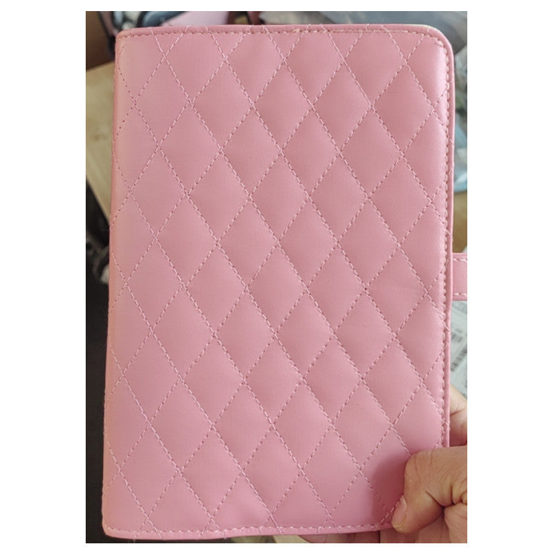 Stylish and Padded Cosmetic Bag Bowlift