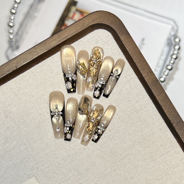 Elegant Decorative Press-On Nail Art Set with Rhinestone and Floral Accents Bowlift