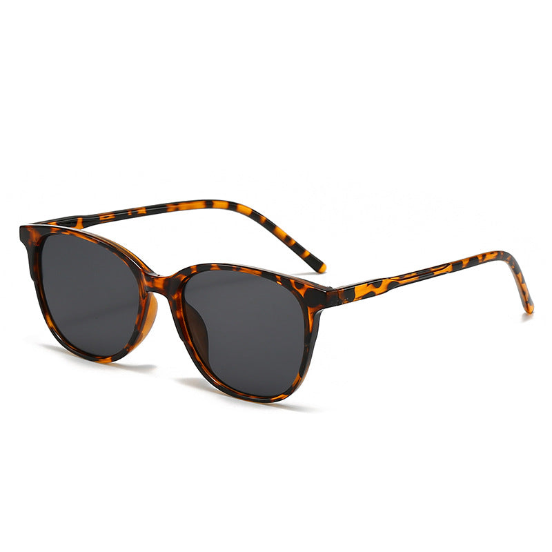 Women's fashionable and comfortable glasses with clear frame Bowlift