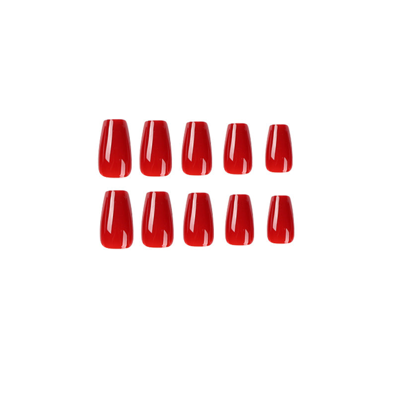 Stylish artificial nails in elegant gloss finish Bowlift