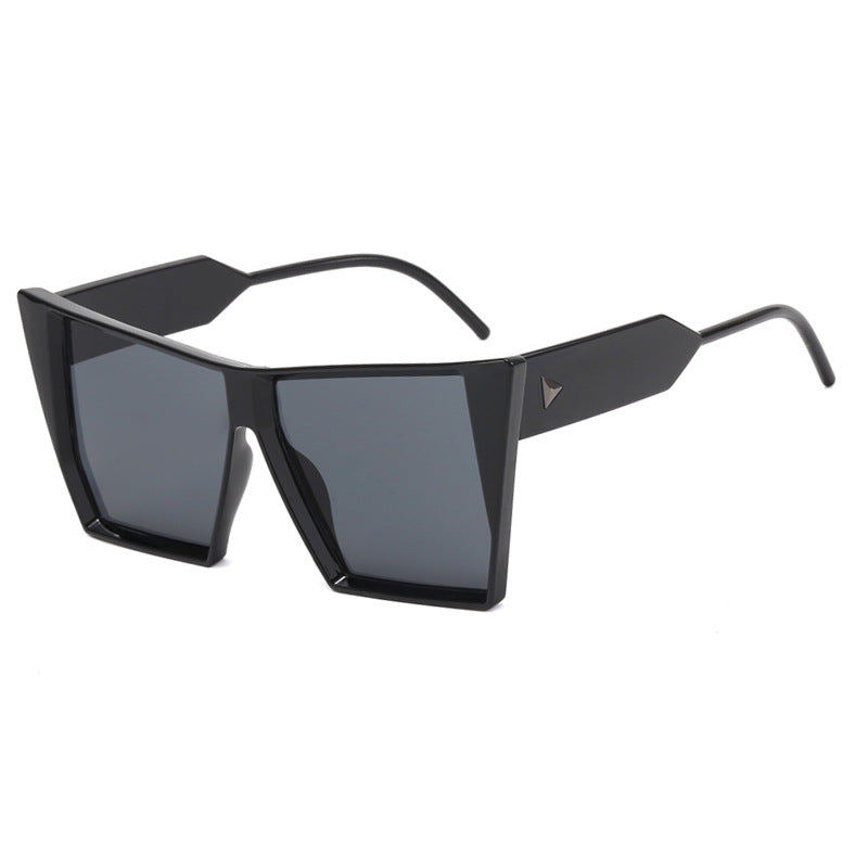 Women's geometric sunglasses with innovative lenses Bowlift
