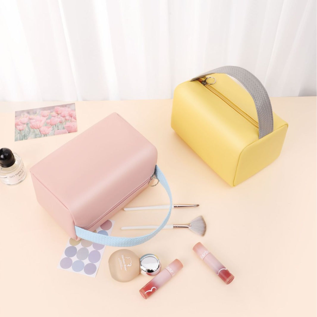 Cosmetic bag Bowlift
