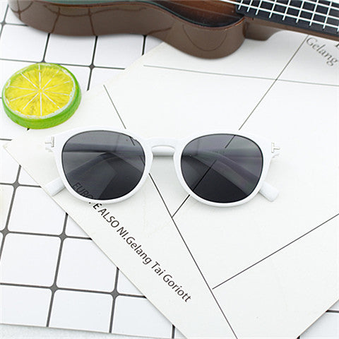 Women's fashionable round sunglasses with elegant plastic frame Bowlift