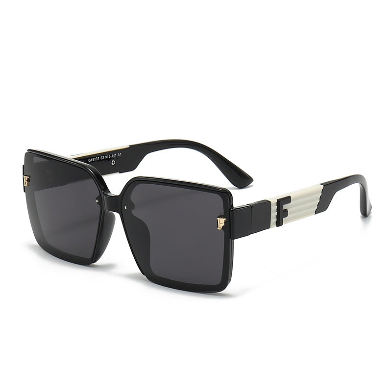 Women square sunglasses with luxurious frame and polarized lenses Bowlift