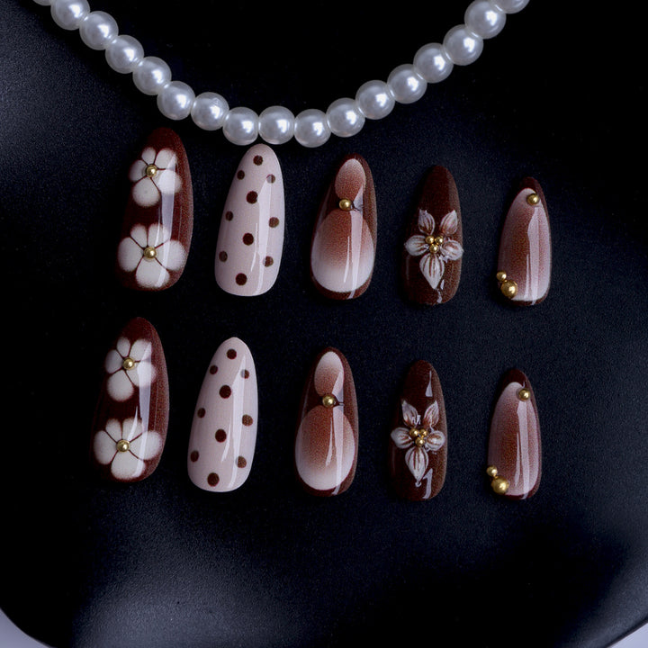 Artistic Fingernails in Elegant Design with 3D Flower Accents Bowlift