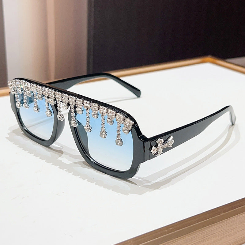 Glamorous Crystal-Embellished Sunglasses Bowlift