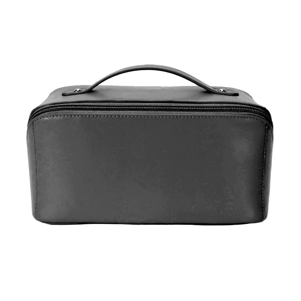 Luxurious cosmetic bag in minimalist design Bowlift