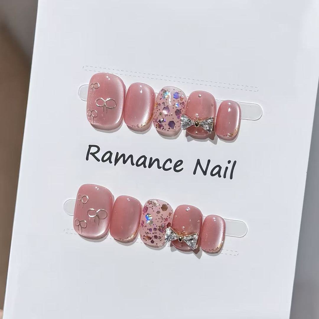 Glamorous Rhinestone Press-On Nail Set Bowlift