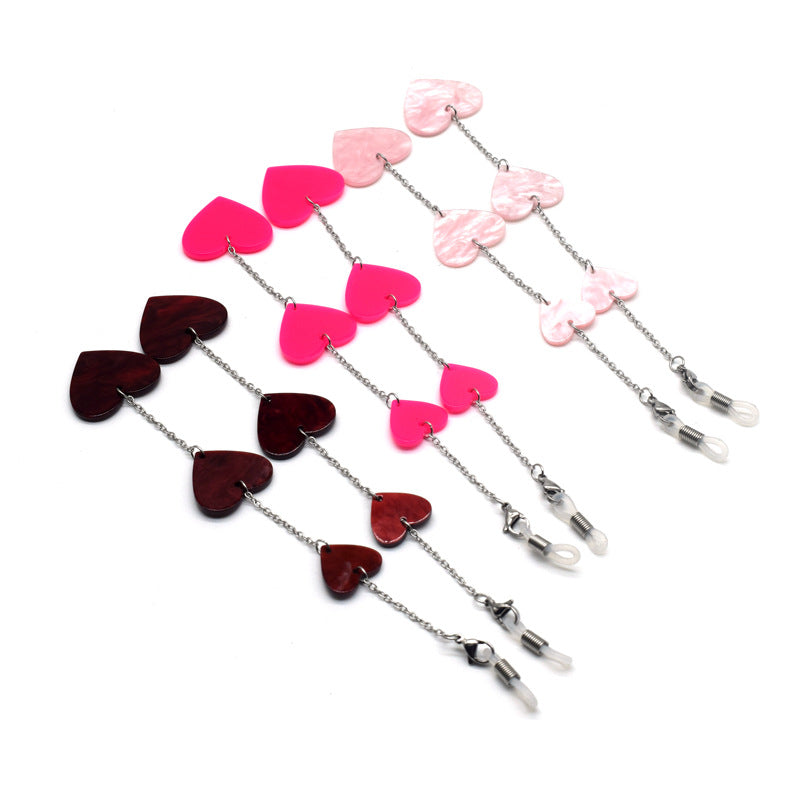 Stylish Heart-Themed Eyewear Chain Bowlift