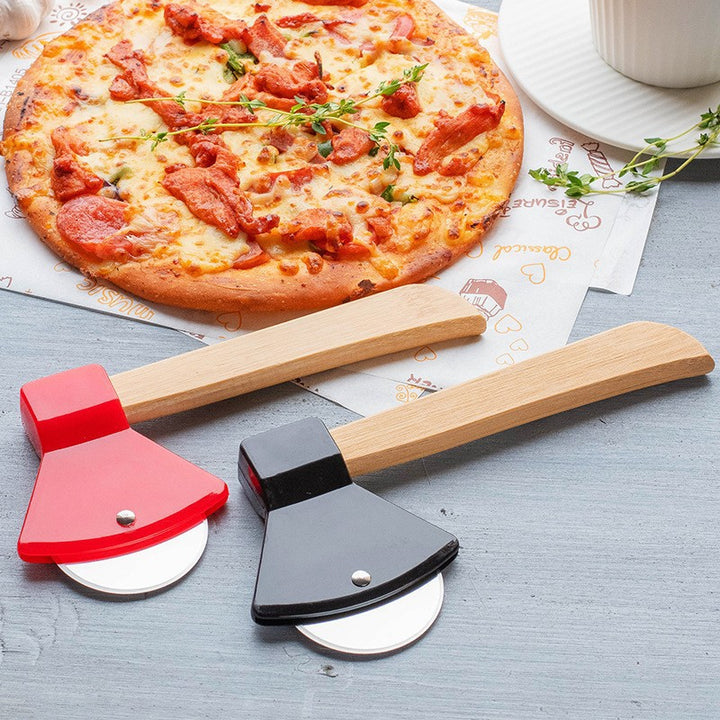 Pizza cutter with ergonomic wooden handle Bowlift