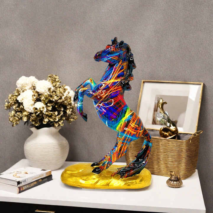 Artistic horse figurine in modern design Bowlift