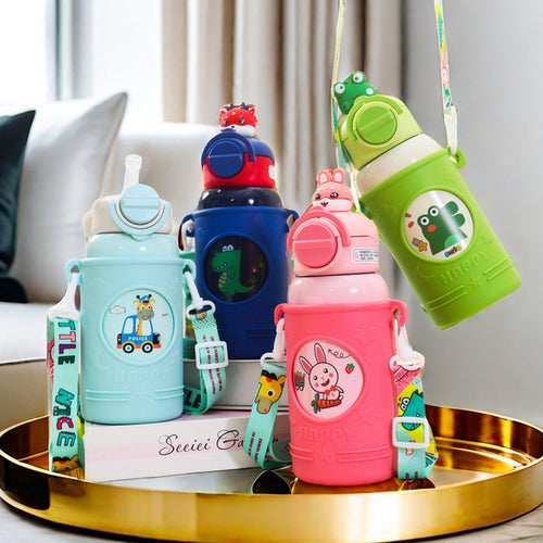 Women's Insulated Drinking Bottle with Cheerful Frog Design and Practical Carry Strap Bowlift