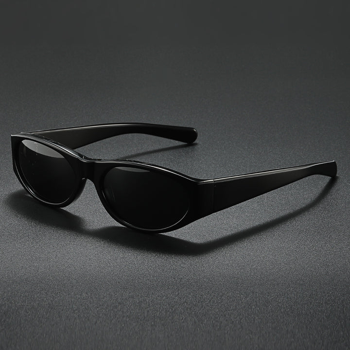 Ladies elegant fashionable sunglasses with lightweight frame Bowlift