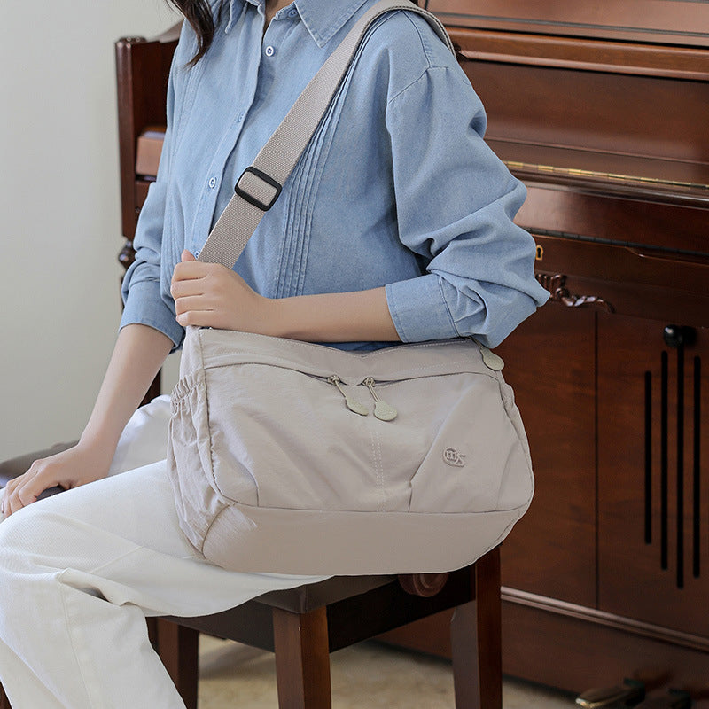 Compact Utility Shoulder Bag Bowlift
