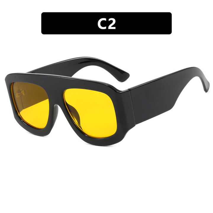 Women oversized sunglasses in modern design Bowlift