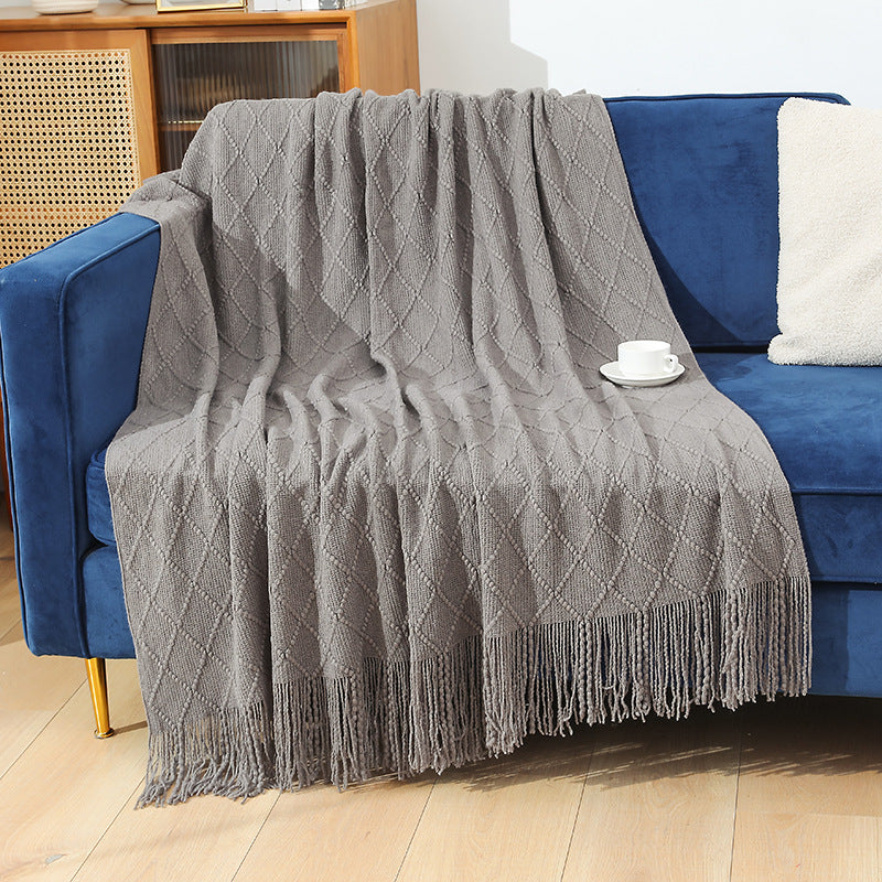 Women High-quality and stylish fleece blanket with modern textured pattern Bowlift