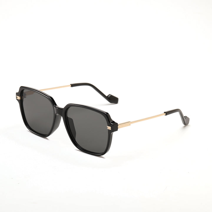 Women’s trendy fashionable sunglasses with elegant metal detail Bowlift