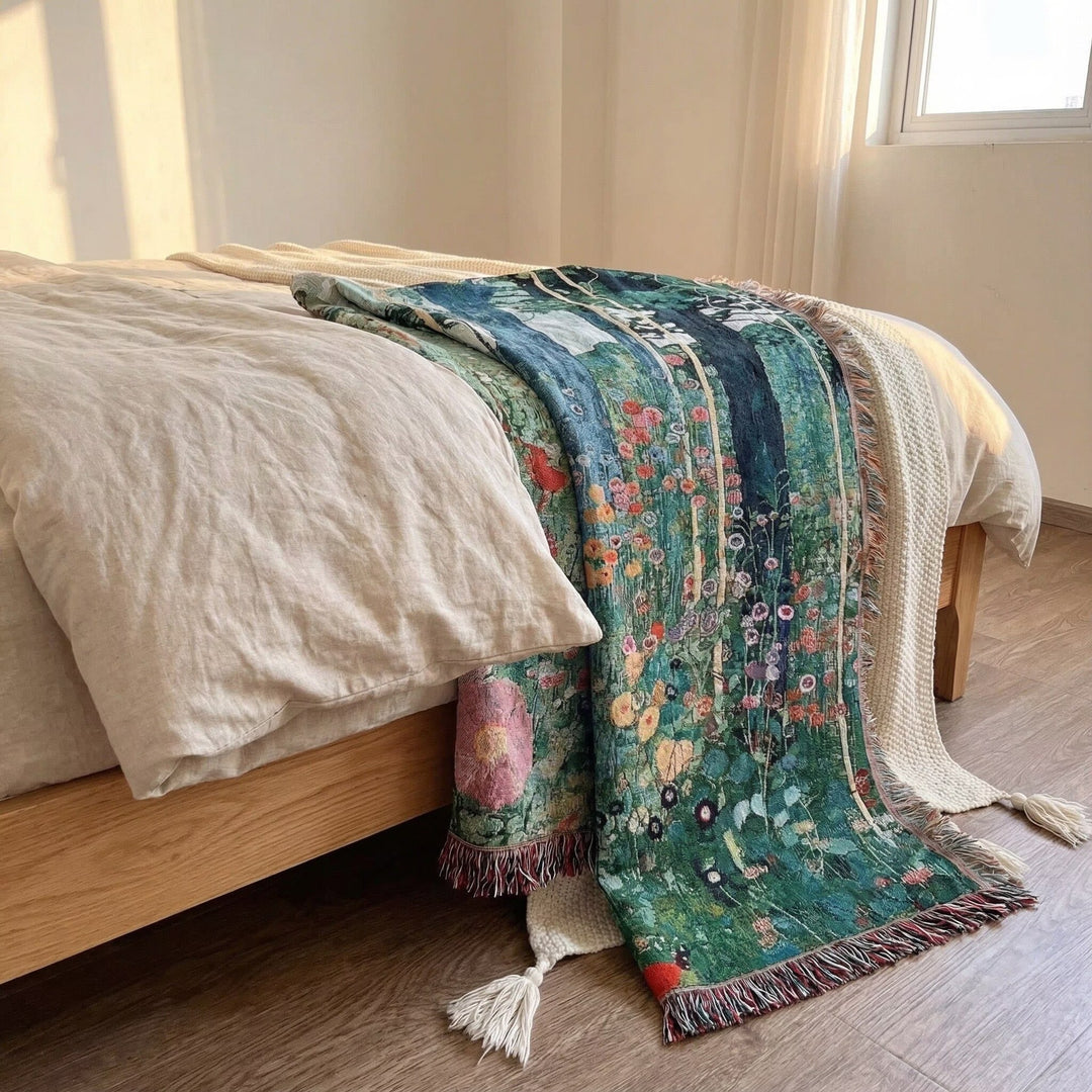 Decorative Pumpkin-Themed Throw Blanket