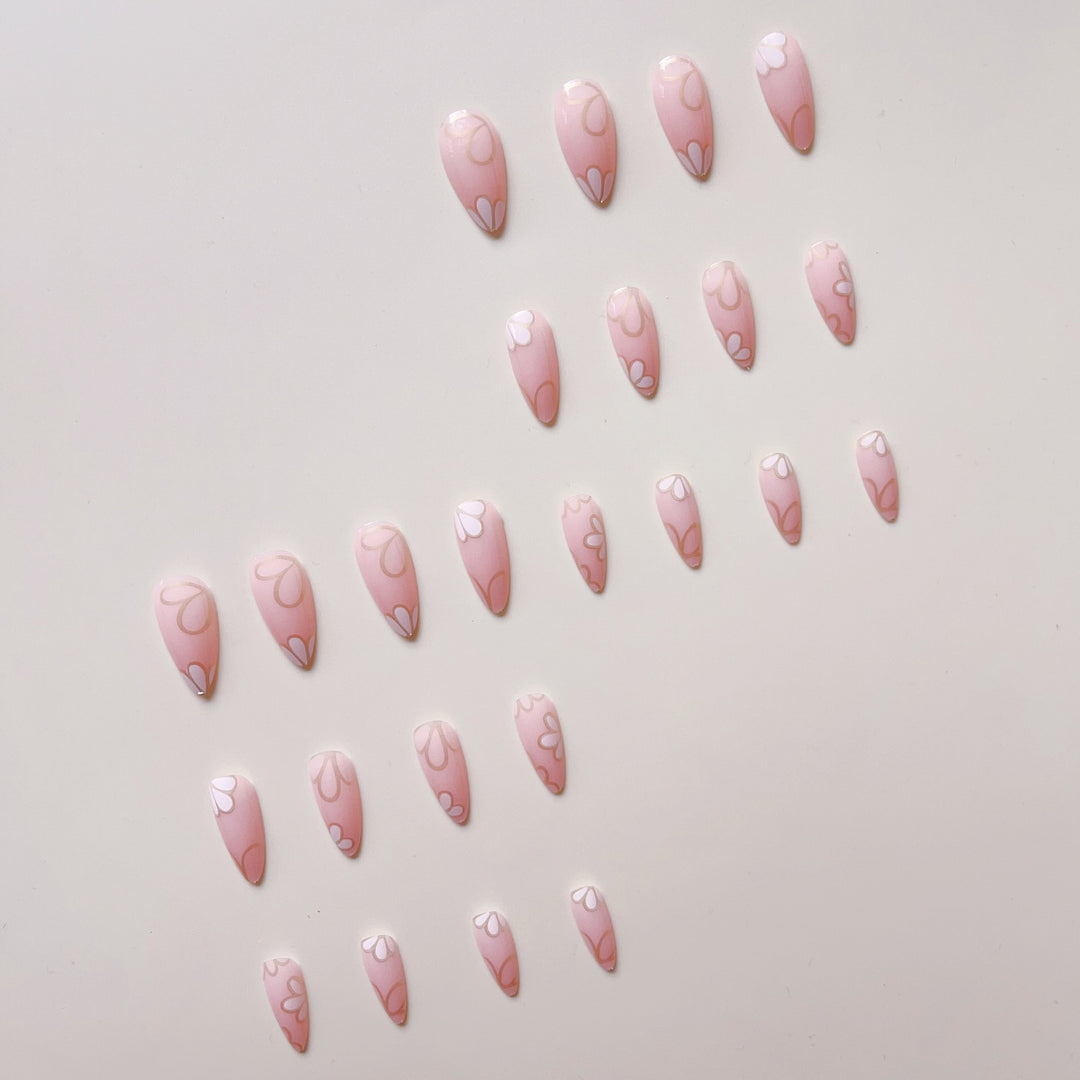 Artificial nail set with luxurious floral 3D decorations Bowlift