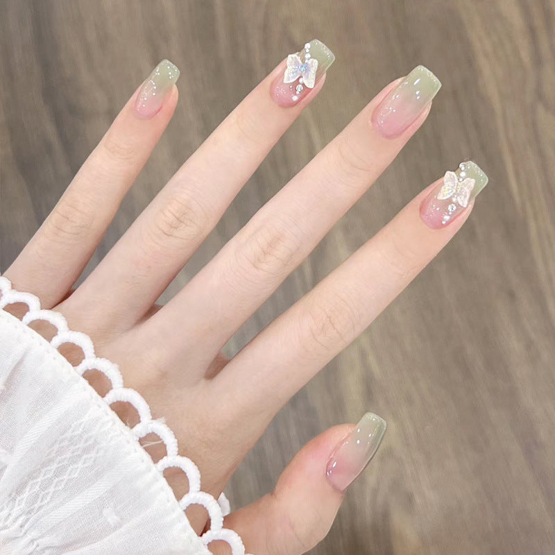 Artificial nails with heart design Bowlift